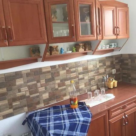 Апартаменти Apartament Marian Оршова Екстер'єр фото